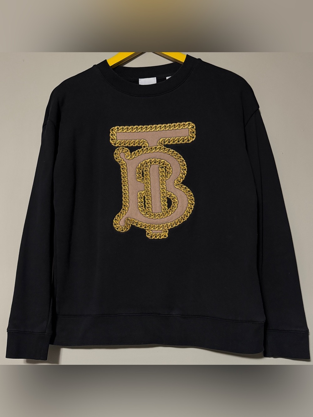 Burberry black sweatshirt with gold logo 14 Youth
